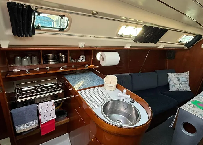 Barco A Vela Em - West Sailing بينيش